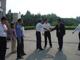 省領(lǐng)導、市領(lǐng)導來(lái)我司進(jìn)行視察、指導